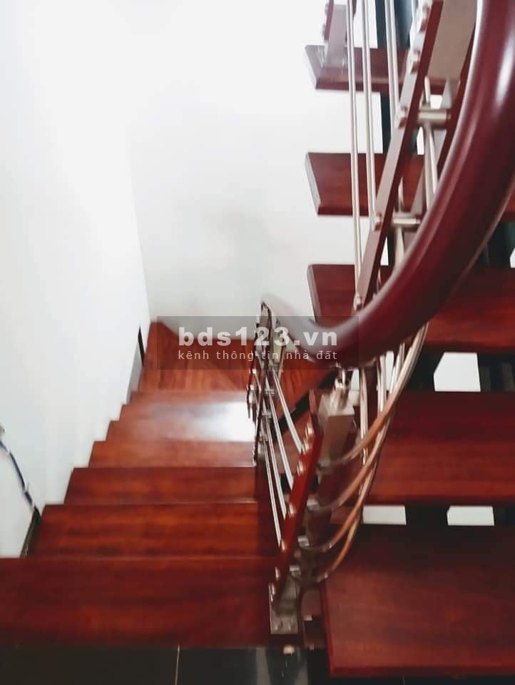 SỐC SÔC, BÁN NHÀ TẶNG NỘI THẤT PHỐ YẾT KIÊU HÀ ĐÔNG DT 45M2 X 4TẦNG GÍA CHỈ 3,xx TỶ