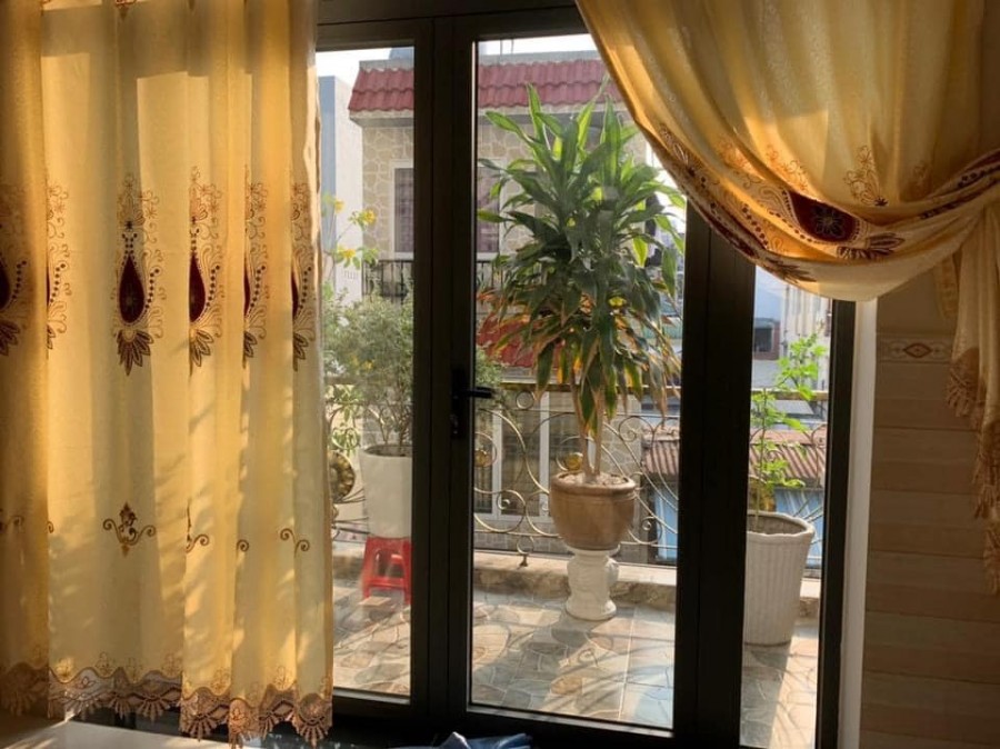 Nhà ngang 8m, 3 tầng 77m2, chỉ 8 tỷ, đường Phan Văn Trị, p 12, Bình Thạnh