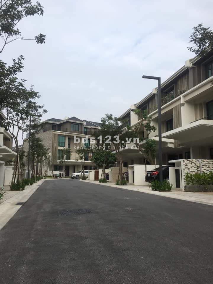 Gia đình cần tiền bán gấp căn biệt thự Park city Lê Trọng Tấn Hà Đông Hà Nội