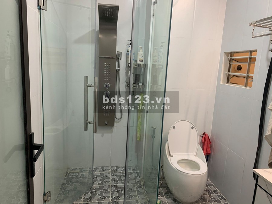 Bán gấp 50m22 tầng Âu Cơ Phường 10 Tân Bình giá 4 tỷ.