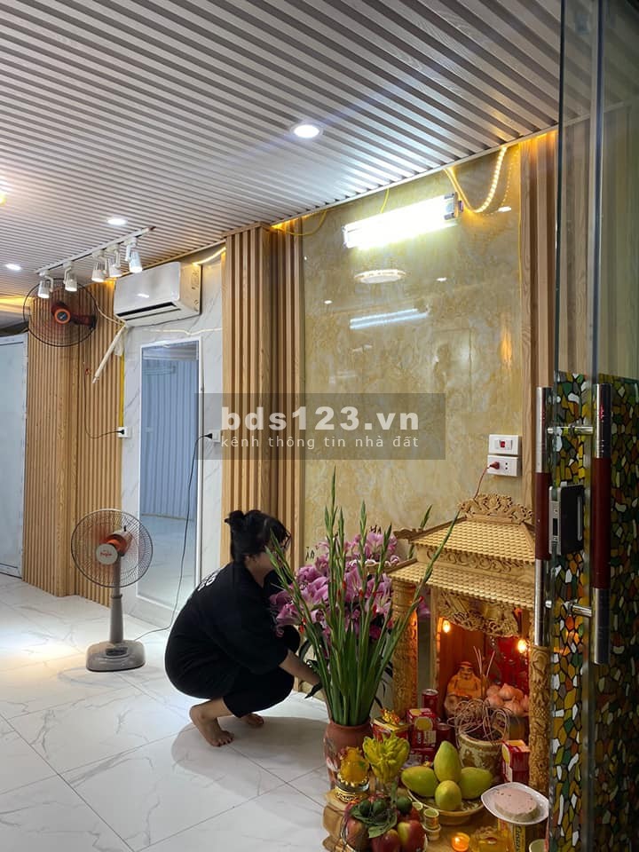Bán nhà Tân Mai, 56m x 4 tầng, kinh doanh đỉnh, ô tô đỗ, giá nhỉnh 8 tỷ. LH 0903073985
