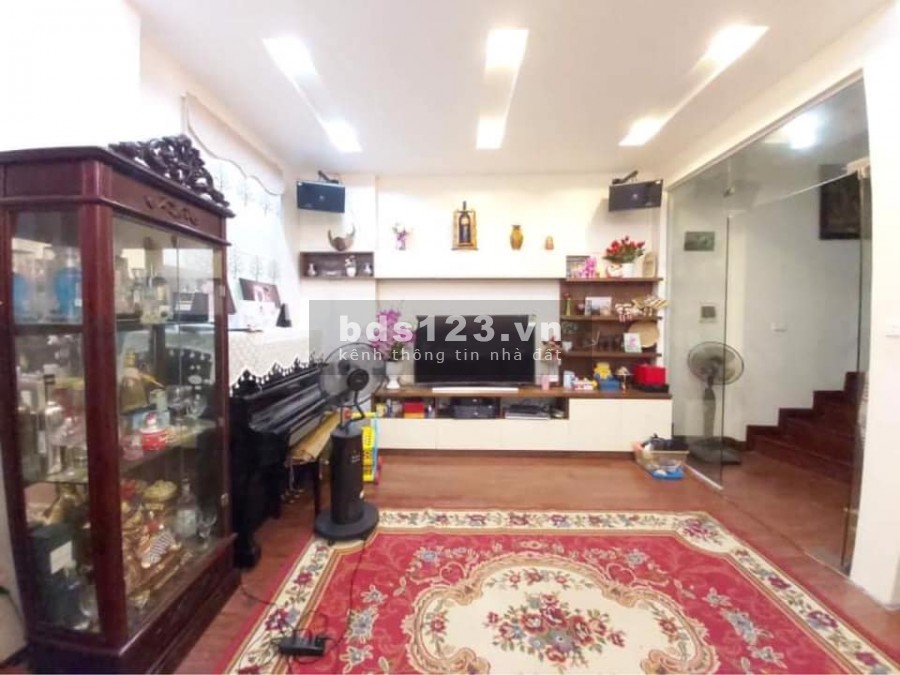 Cần bán gấp nhà ở Phan Đình Giót, nhà siêu đẹp giá rẻ