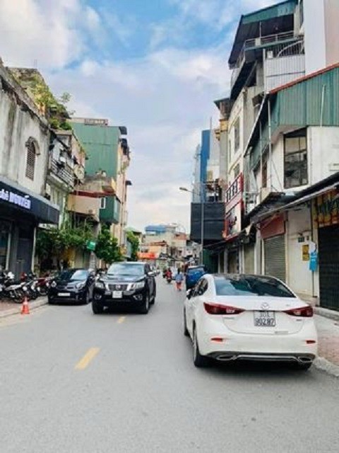 Bán Nhà Đất khu Thanh Nhàn, 100m2 phù hợp toà nhà 8 tầng, nhỉnh 17 tỷ