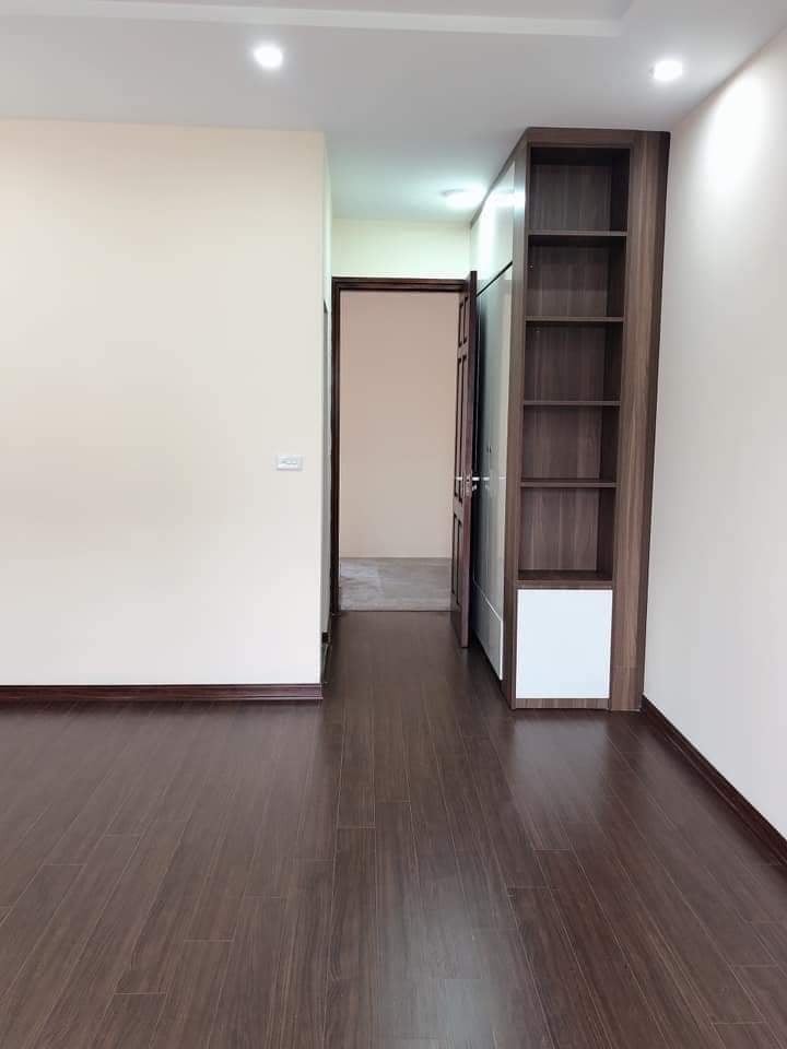 Cần Bán Nhà Gấp PHÚ DIỄN, 2 Thoáng 31M 5T MT 6M, giá 2.95 Tỷ