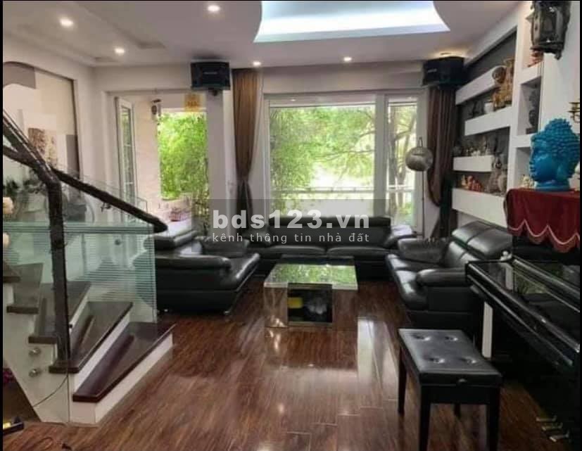 Bán Nhà Mặt Phố Lạc Long Quân 85m Vỉa Hè Khủng chỉ 27 tỷ