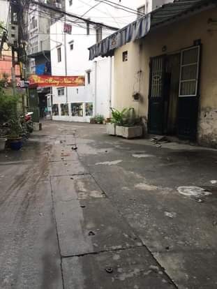 BÁN NHÀ CÓ 102- HIẾM - Ô TÔ TRÁNH 30M (1.75 TỶ) SỔ NÉT CĂNG GẦN TIMECTY