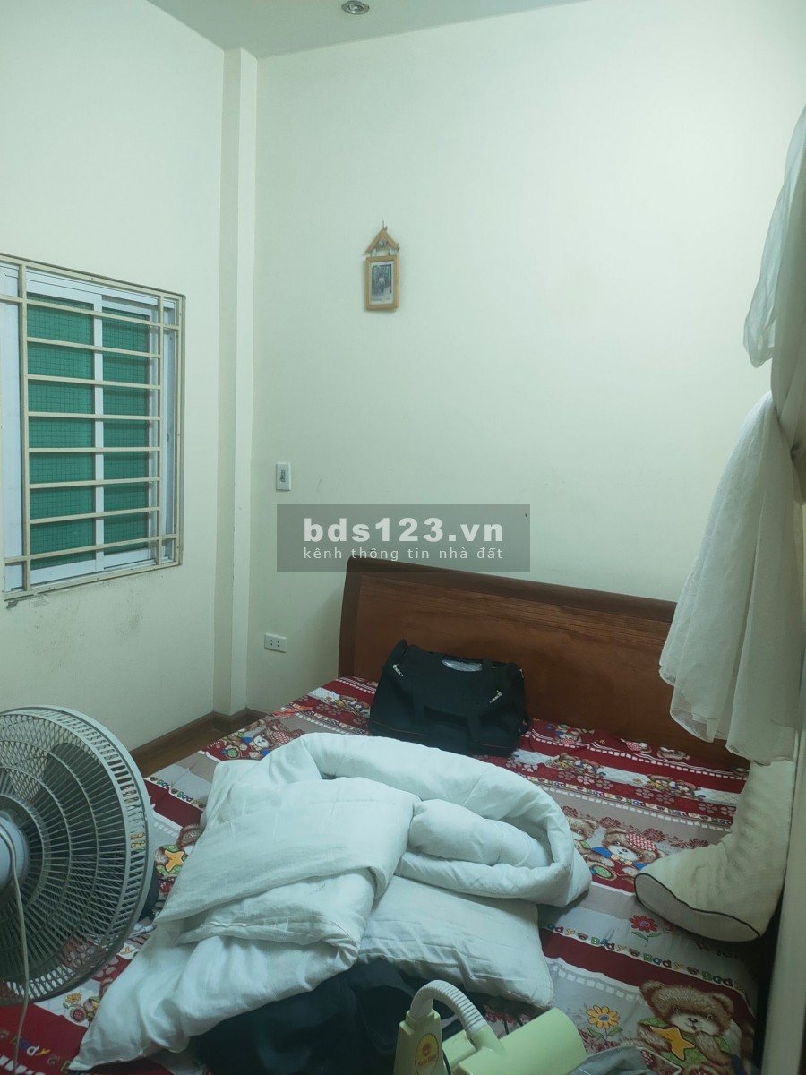 HIẾM MỚI CÓ NHÀ NGUYỄN KHANG-CẦU GIẤY 40M2 6 PNGỦ chỉ 3.8 TỶ
