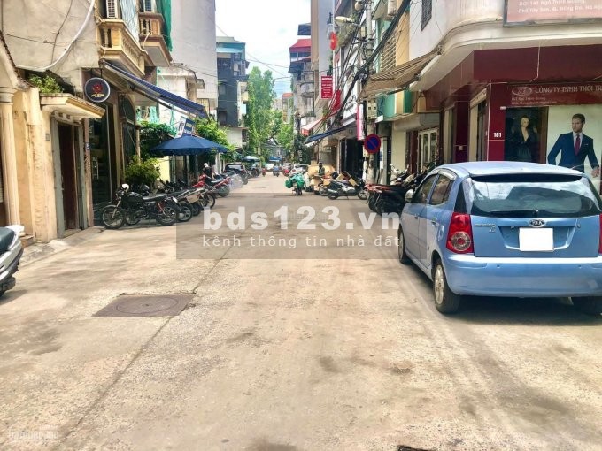 Bán đất tặng nhà 3 tầng mặt phố Thịnh Quang 55m2; MT 5.5m; Lô góc; Ô tô tránh; KD đỉnh; 8 tỷ