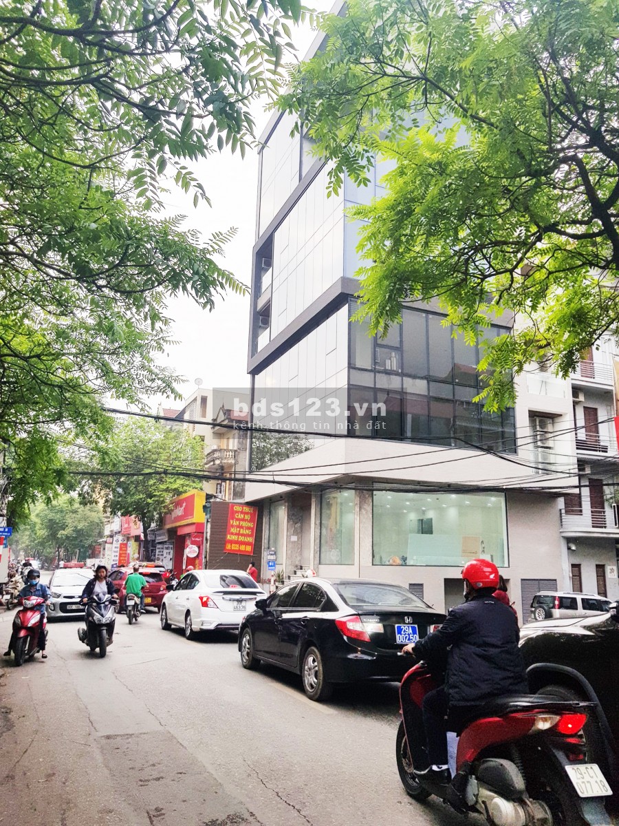 PHỐ NGUYỄN HOÀNG TÔN, KINH DOANH ĐỈNH, 120M, MT 4, GIÁ 27 TỶ
