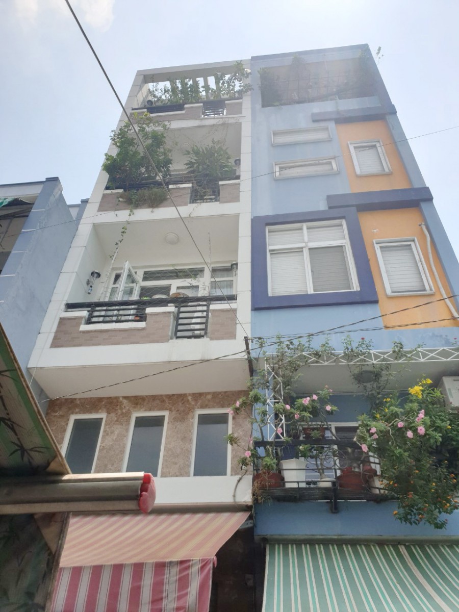 Nhà 45.5m2/2lầu/ST, mặt tiền chợ Rạch Ông P2 Q8