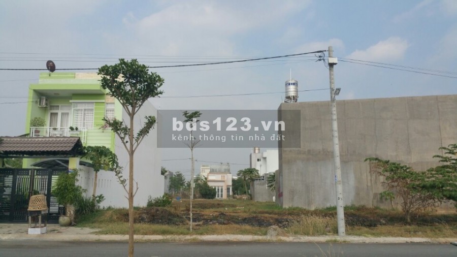 Vợ Chồng tôi hết vốn làm ăn nên BÁN NHANH lô đất MT Sông Xoài Châu Pha tại TX.Phú Mỹ, 100 TC, SHR