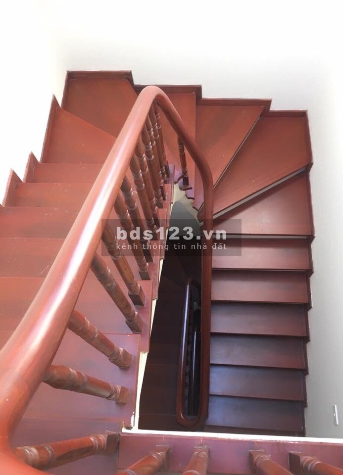 Cần bán nhà phố Trương Định,Hai Bà Trưng 49,2 m2, 4 tầng, mặt tiền 3.2m chỉ 4 tỷ.