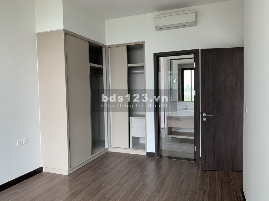 Cho thuê căn 3PN tầng cao view sông tòa Linden siêu đẹp
