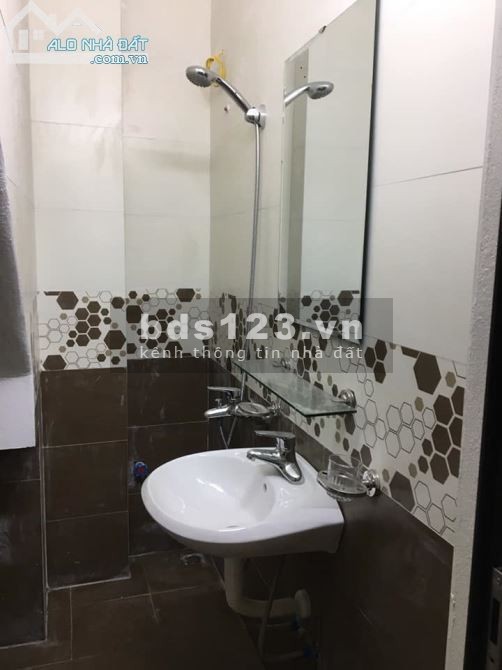 Nhà dưới 3 tỷ Ngọc Thụy, Ngọc Lâm Long Biên oto, kinh doanh nhỏ