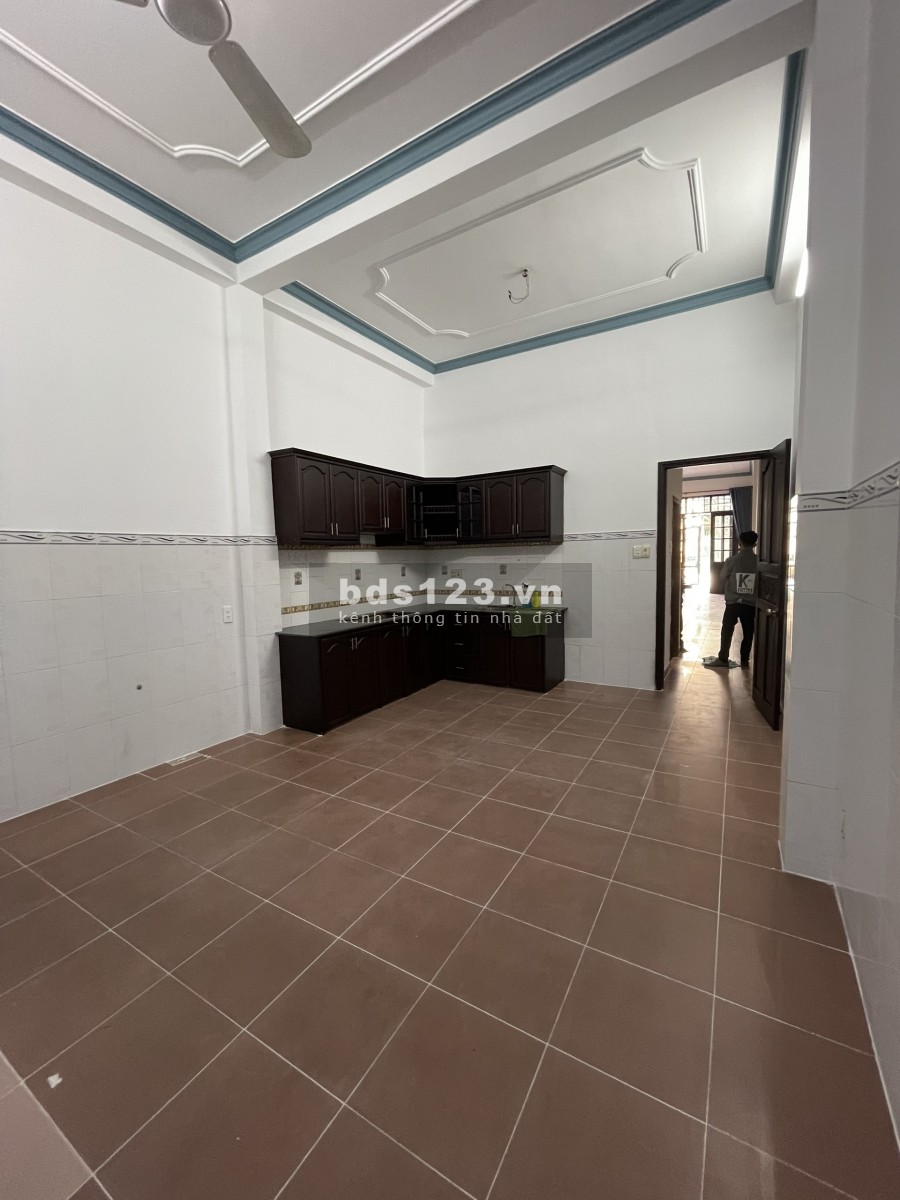 CHDV KTX Điện Biên Phủ 4x26 Trệt 3Lầu-ST Giá 35Tr/th