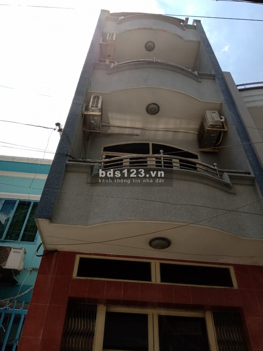 Cho thuê nhà đường Đồng Xoài gần chợ Hoàng Hoa Thám quận Tân Bình