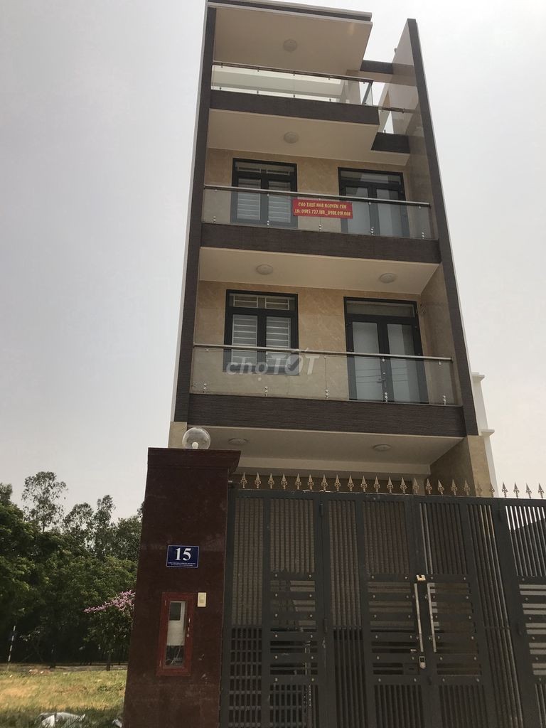 Chính chủ cho thuê Mặt bằng kinh doanh 450m2, có thang máy Bình Chánh tp HCM