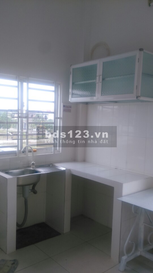 BÁN 2 DÃY TRỌ GỒM 2 NHÀ 8 PHÒNG, KCN MỸ PHƯỚC