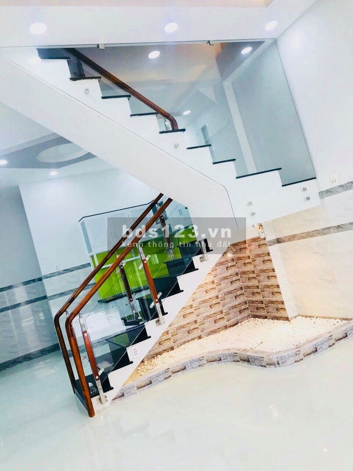 Cần Tiền Bán Gấp Căn Nhà 2 Tầng Tâm Huyết Kinh Doanh Buôn Bán Đa Nghề