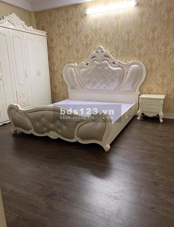 Bán nhà Siêu Phẩm Long Biên-Đức Giang 40m2*5T Nhà đẹp-Gần phố-Ở Ngay
