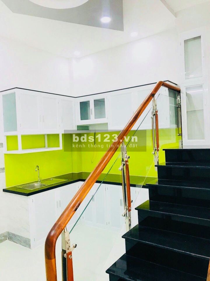 Cần Tiền Bán Gấp Căn Nhà 2 Tầng Tâm Huyết Kinh Doanh Buôn Bán Đa Nghề