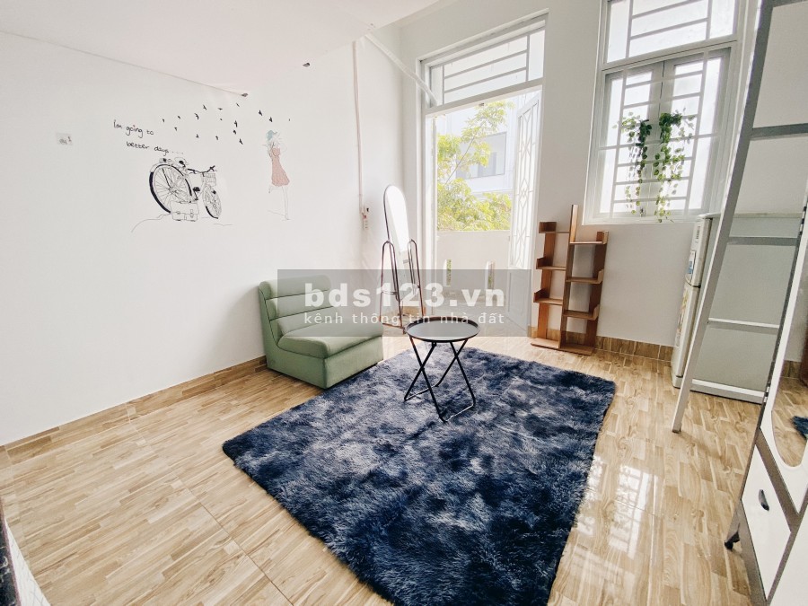 CHDV cực chill kế Ngã Tư Ga, ĐH Nguyễn Tất Thành
