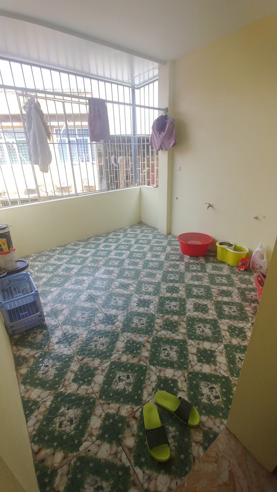 Bán nhà Hoàng Mai, 48m2, 4 tầng, sổ đỏ chính chủ, nhà mới về ở luôn