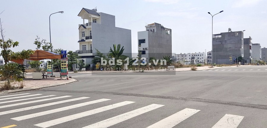 Bán đất MT Lê Duẩn, Long Thành, Đồng Nai, gần Vincom Long Thanh, 1.8 tỷ / nền, DT 80m2 thổ cư
