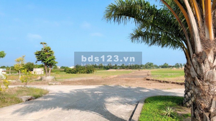 Ra 2 nền liền kề vị trí đẹp P.Vĩnh Quang