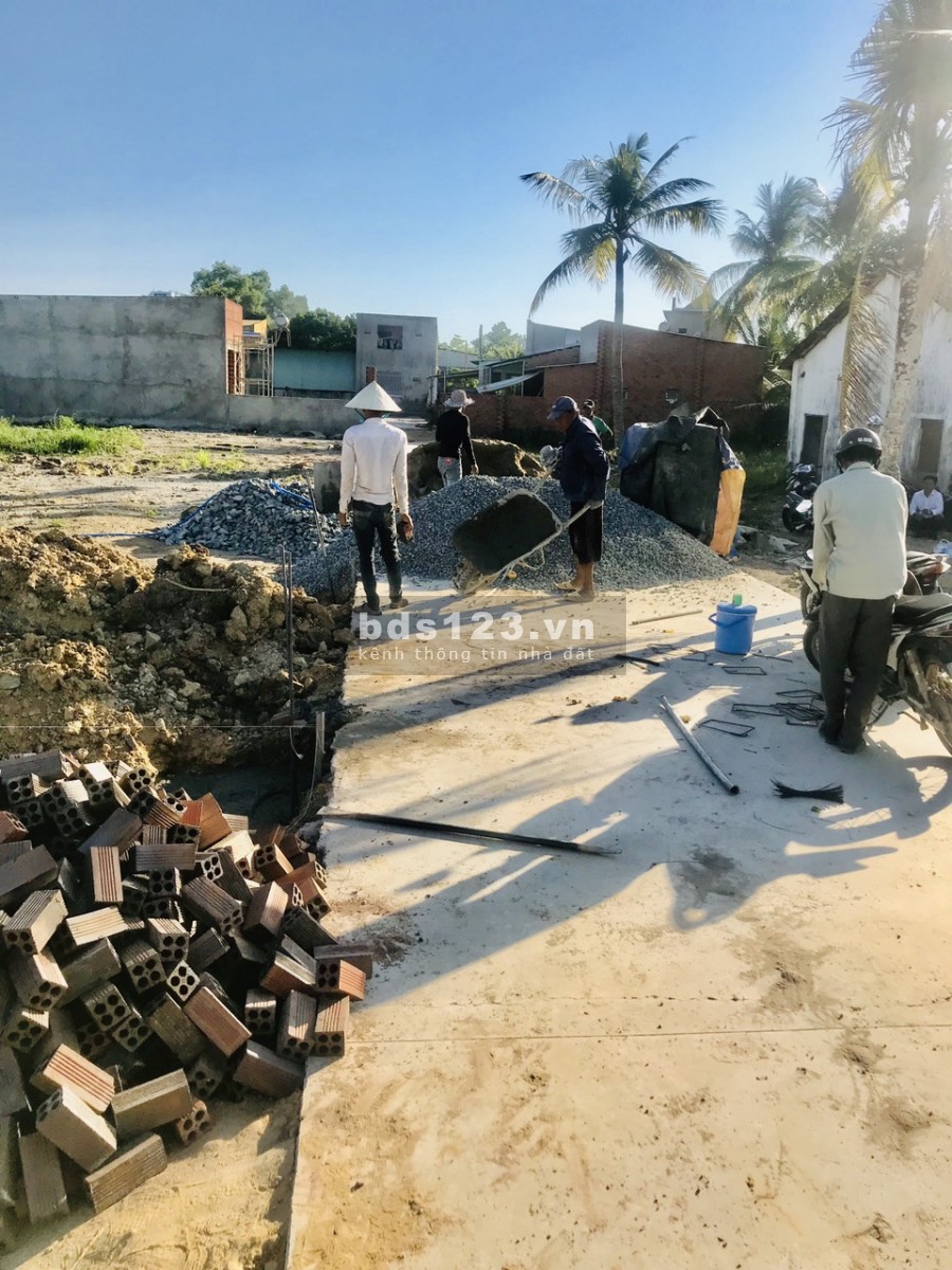 Bán lô đất giá rẻ chỉ 330tr/100m2 ở Phước Tân