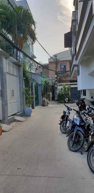 Bán nhà cấp BỐN Nguyễn Oanh Gò Vấp 3.85 tỷ.
