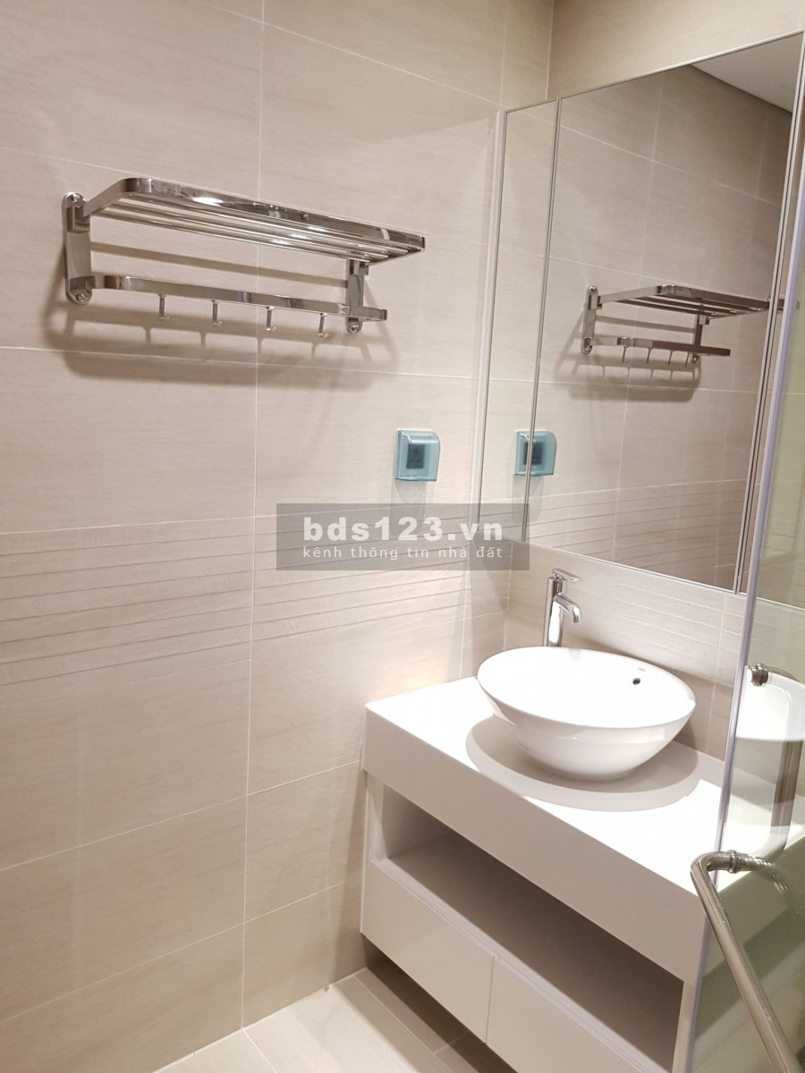 Chính chủ cho thuê căn hộ Vinhomes Green Bay, Mễ Trì, 2 phòng ngủ, DT 70m2 giá 11.5 tr/th (Đồ đẹp)