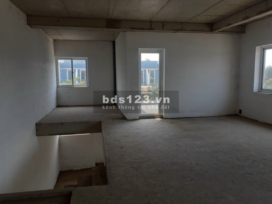 Chuyển nhượng BT căn góc KDC Rosita Khang Điền DT: 236m2 Giá 9.5 tỷ