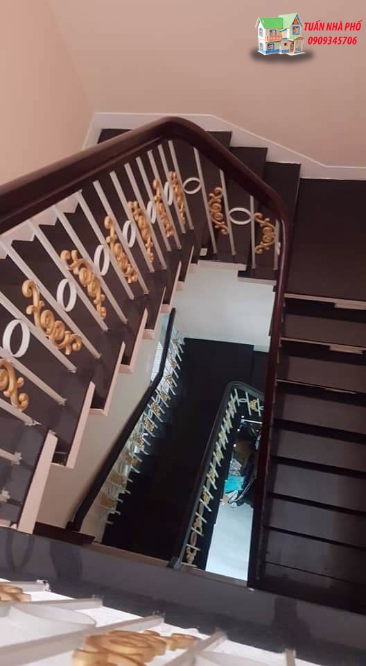 Bán Nhà Hẻm Chợ Trần Văn Quang,Tân Bình,Giá Cực Rẻ,52m2, 3 Tầng , 4 PN