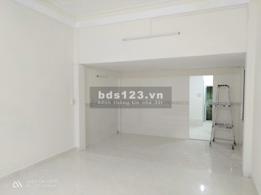 Kẹt tiền bán gấp nhà 2 tầng kiệt xe máy Nguyễn huệ. cạnh Điện lực huế.