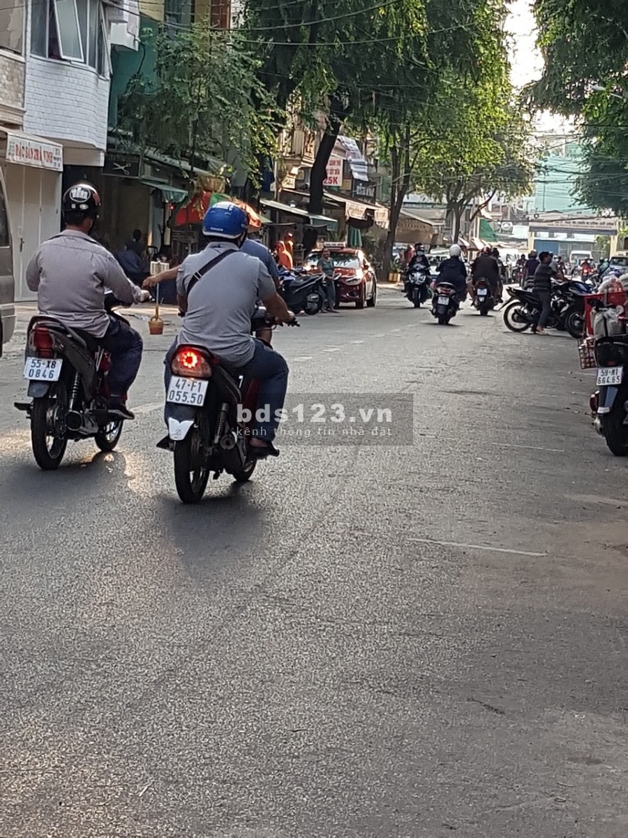 CHO THUÊ LÀM VĂN PHÒNG/CỬA HÀNG KINH DOANH TẠI PHAN VĂN TRỊ P2 - Q5