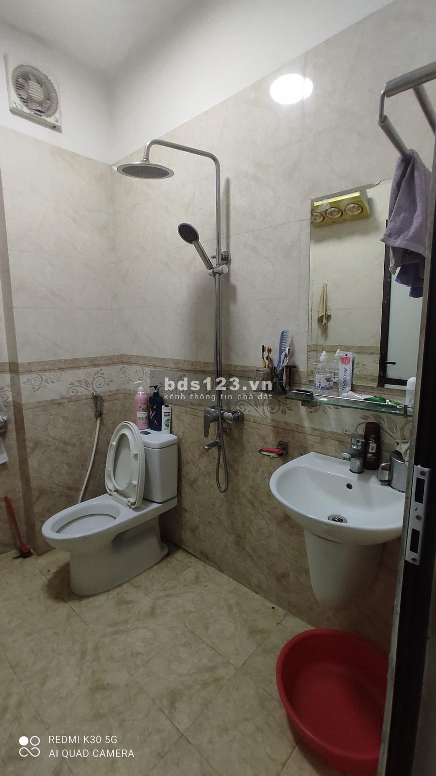 Nhà Đẹp Nhất Ngọc Thụy, Phân lô, ô tô vào nhà, cần tiền bán gấp