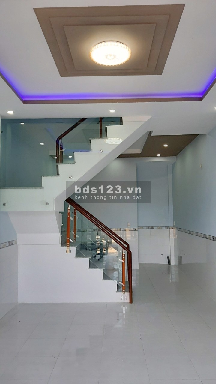 Bán nhà kp4 trảng dài sau trường Hoàng Yến.đien nước máy Quốc gia, nhà 3pn,2wc.