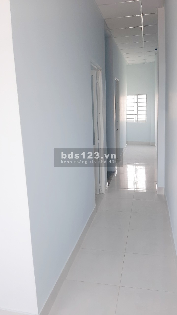 Bán nhà kp4 trảng dài sau trường Hoàng Yến.đien nước máy Quốc gia, nhà 3pn,2wc.
