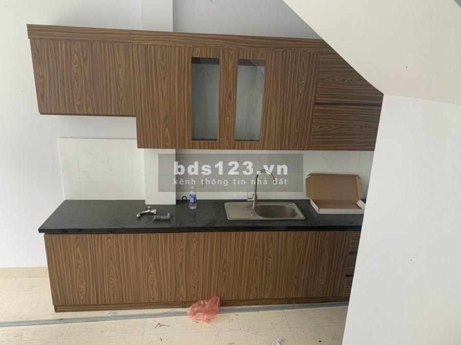 Bán nhà Hà Đông, ngõ oto, gần bến xe