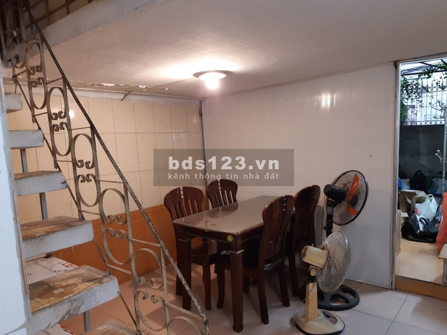 Cho thuê nhà 2 tầng ở Lĩnh Nam