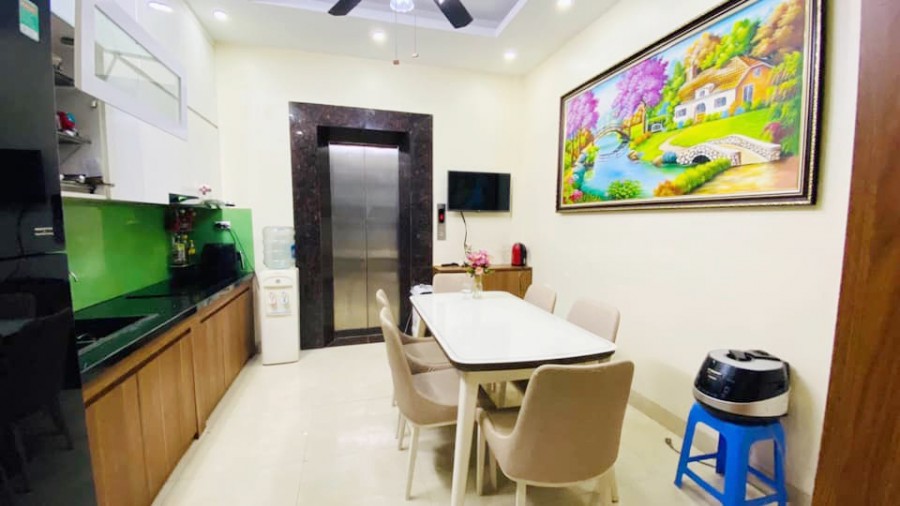 Bán nhà phố Khương Đình 55m2, Ô tô, Thang máy, gần phố, kinh doanh nhỉnh 8 tỷ
