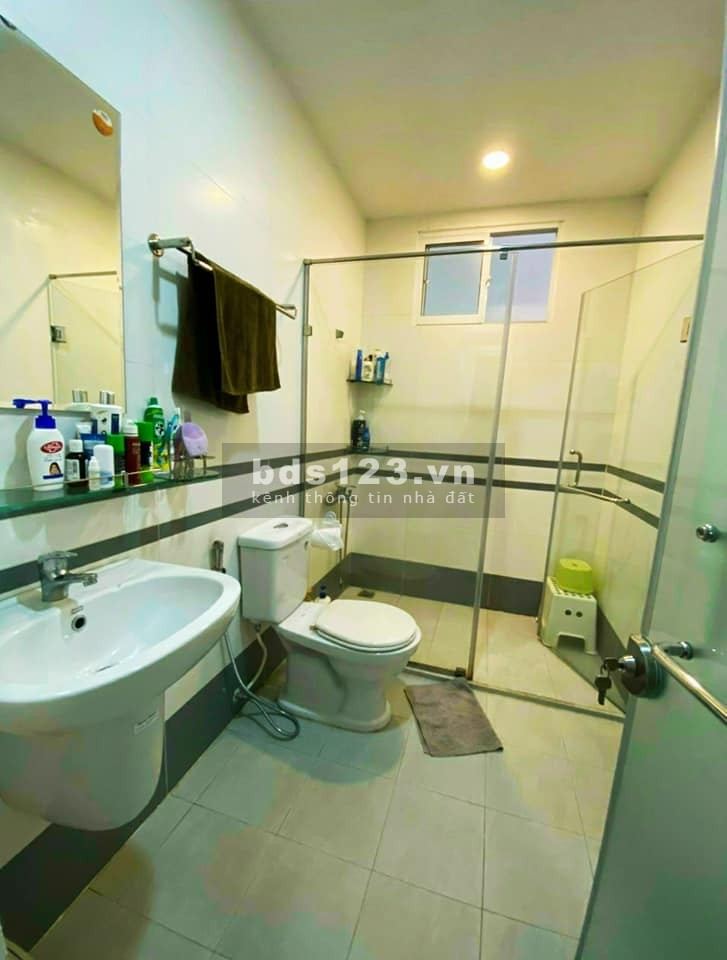 [6.9 Tỷ TL] Bán nhà HXT quay đầu 4T Phan Đăng Lưu Phường 1 Phú Nhuận 4.2x10m 4PN, 3WC
