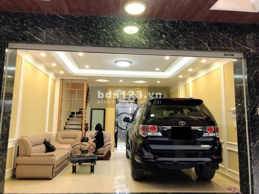 Bán nhà mặt đường Tô Hiệu, Hà Đông, mặt tiền 5m, 6 tầng, có thang máy, 52m2