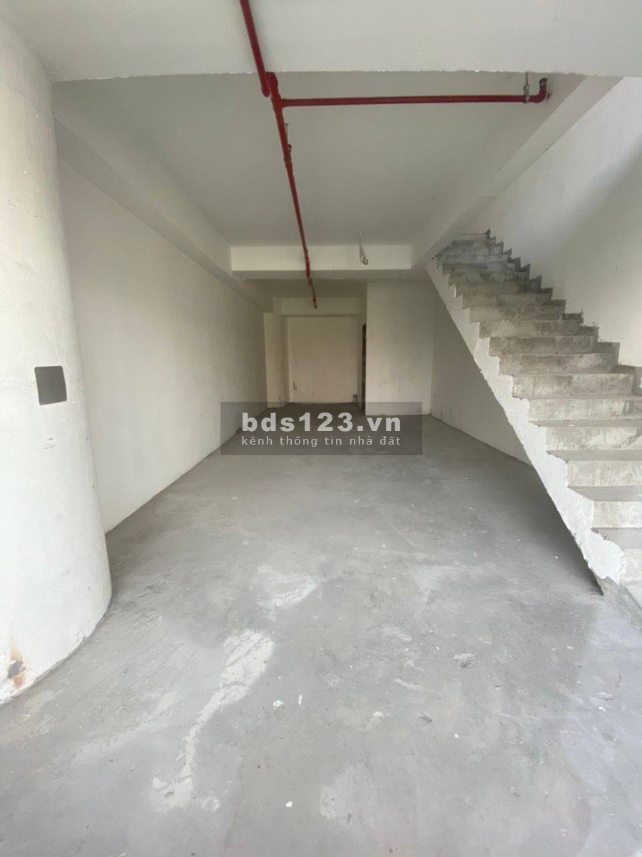 Cơ hội tốt để mua vào- chủ cần bán gấp lỗ 1,5 Tỷ Căn Shophouse One Verandah Lh 0909246874
