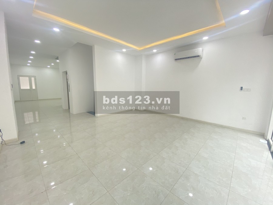 Cho thuê nguyên căn nhà phố thương mại SariTown SALA hầm trệt 4,5 lầu có thang máy DTSD hơn 400m2