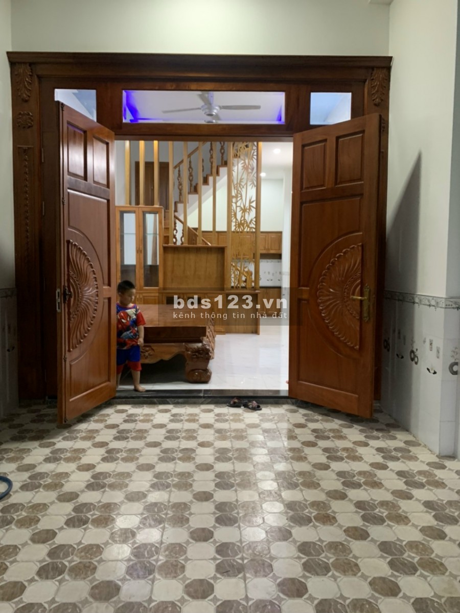 Nhà 3 lầu góc 2mt (5.5*18) ngay KDC Vĩnh Lộc Bình Tân