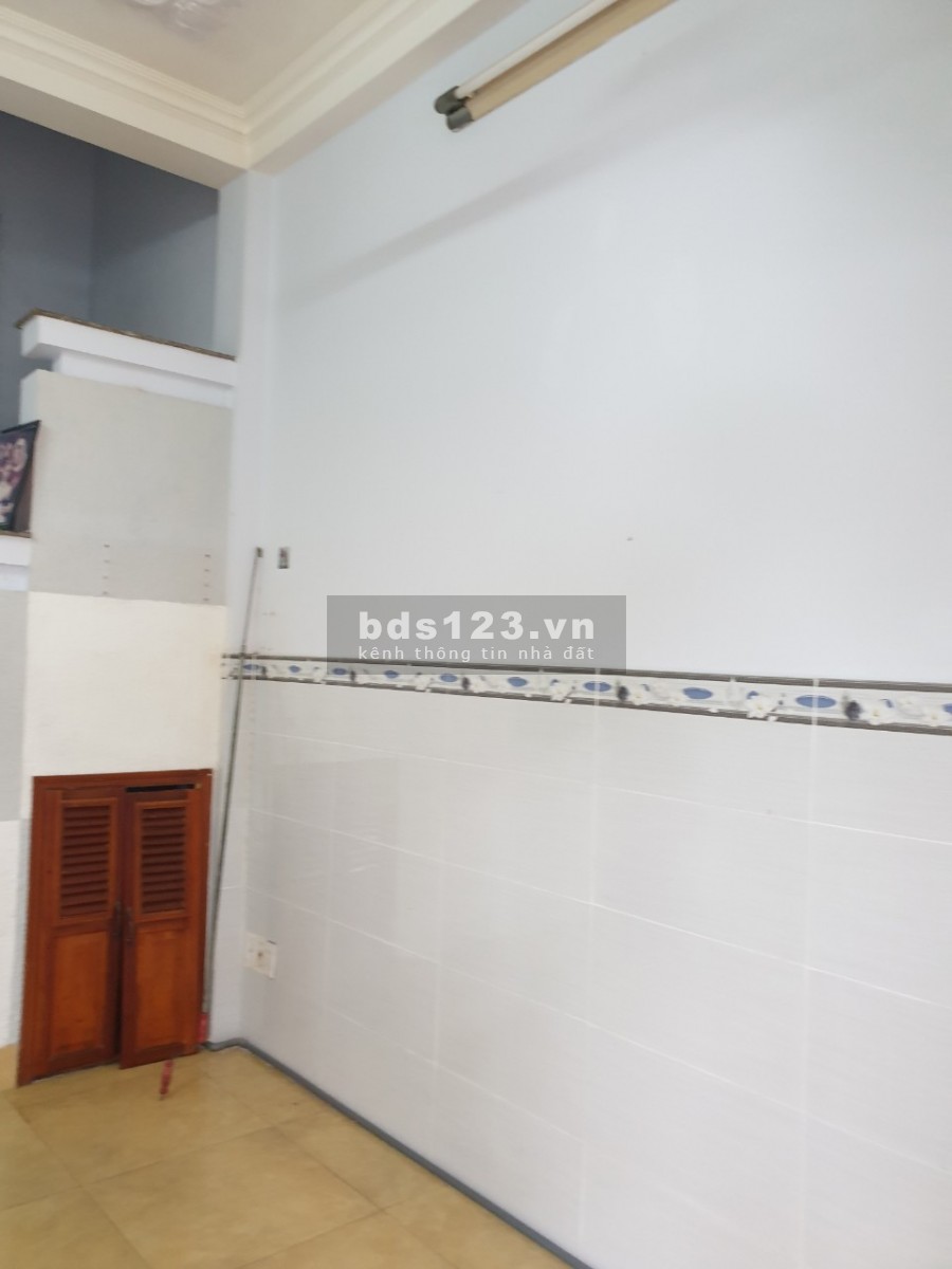 Cho thuê nhà đường Đồng Xoài gần chợ Hoàng Hoa Thám quận Tân Bình