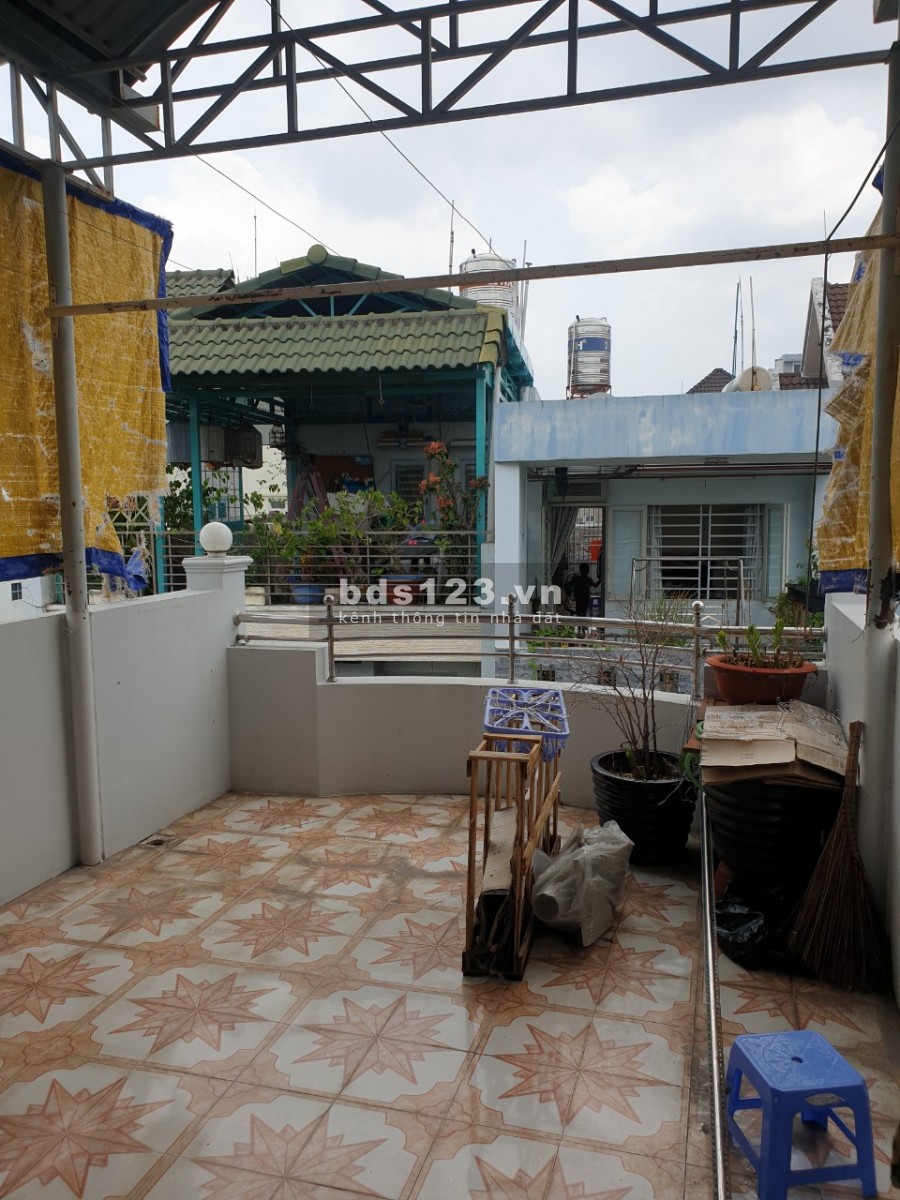 Cho thuê nhà đường Đồng Xoài gần chợ Hoàng Hoa Thám quận Tân Bình