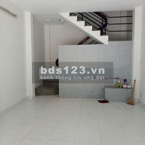 Cho thuê nhà nguyên căn MT Đường Trần Khắc Chân Quận 1
